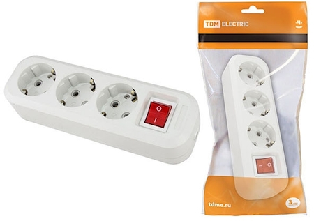 TDM ELECTRIC SQ1806-0017 Колодка розеточная 3 гнезда 2П+3 c выключателем 16А 250В белая TDM